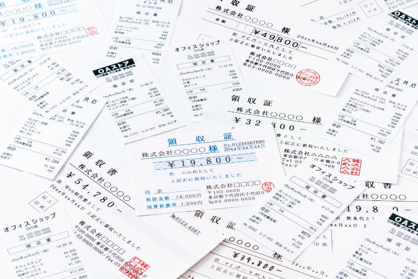 寄付金は経費にできる？経費にする際の5つの注意点も紹介