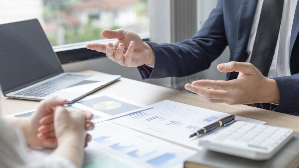 企業版ふるさと納税の控除額や上限額の正確な計算方法は専門家に相談を